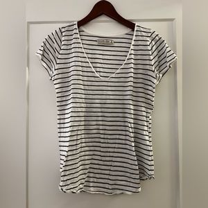 Abercrombie and Fitch striped V-neck T-shirt in size medium